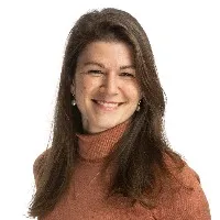 Dr. Julia Schlegelmilch